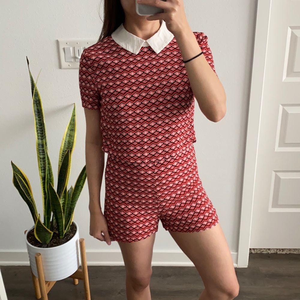 🌸Forever 21 Red Romper